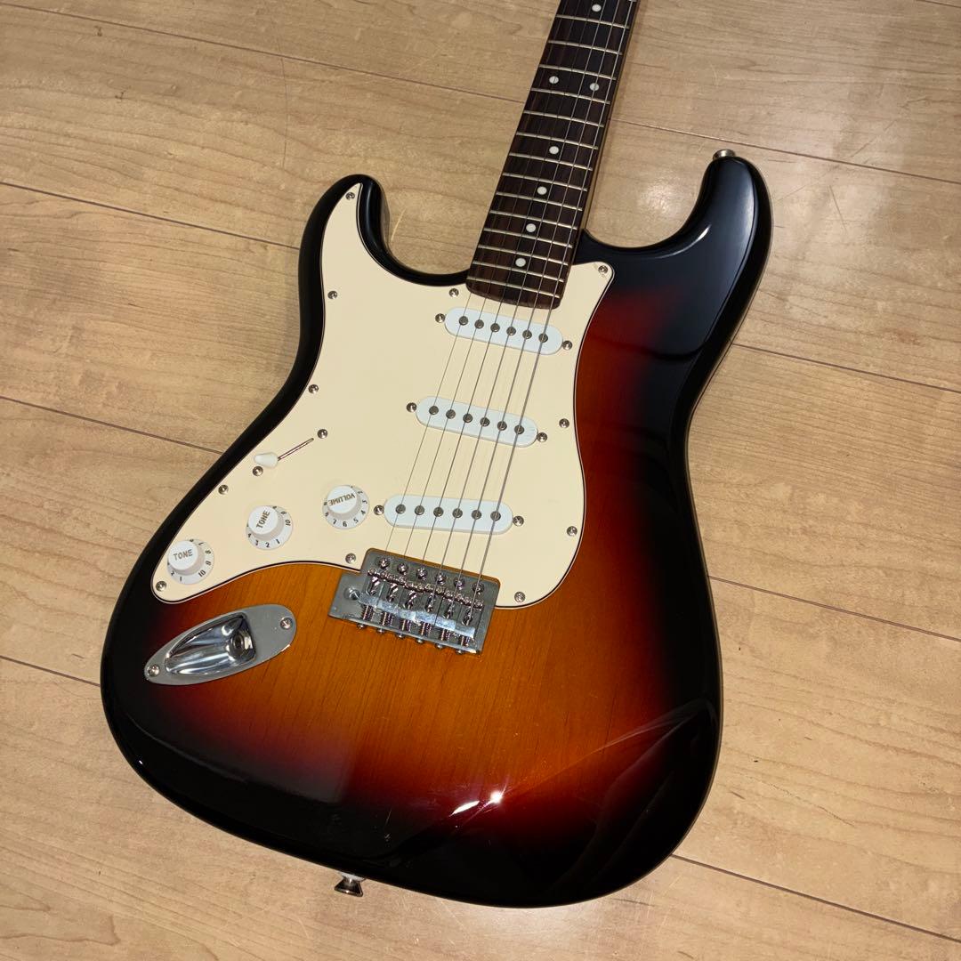 バスカーズ　希少　レフティモデル　ストラトタイプエレキギター　音良し　調整済み