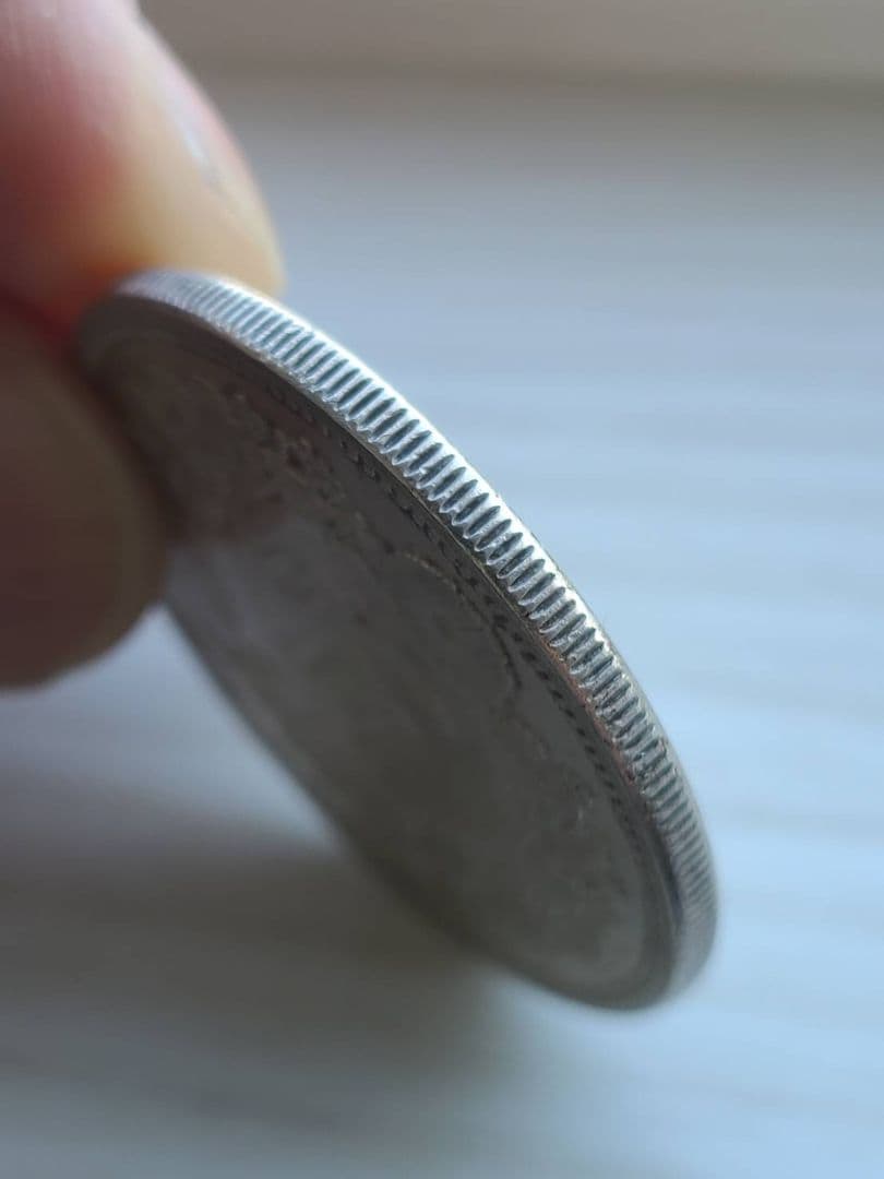 希少 竜一圓銀貨　新一圓銀貨　明治十五年 古銭　一圓銀貨　１圓