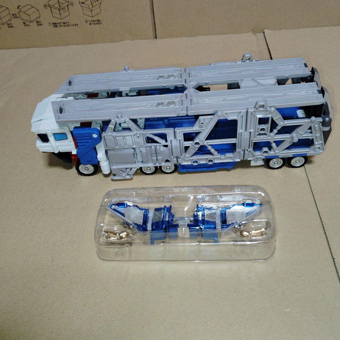 トランスフォーマー　ゴッドファイヤーコンボイ　　クラウドファンディング　国内版