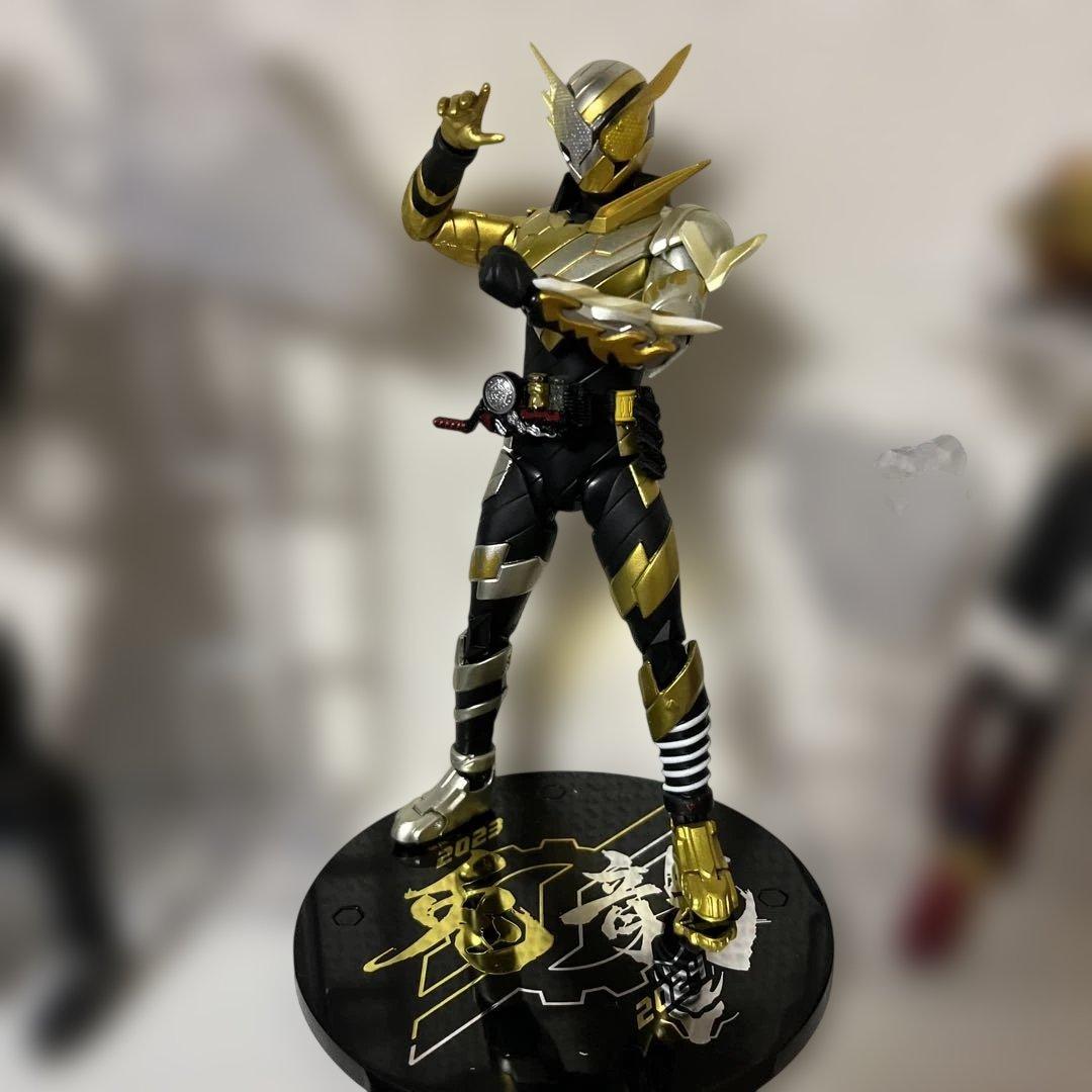 S.H.Figuarts ビルド トライアルフォーム ラビットドラゴン