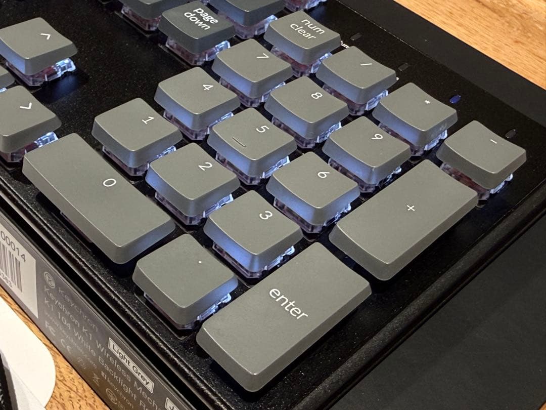 Keychron K1 USキーボードBluetooth＋有線　テンキー付　赤軸