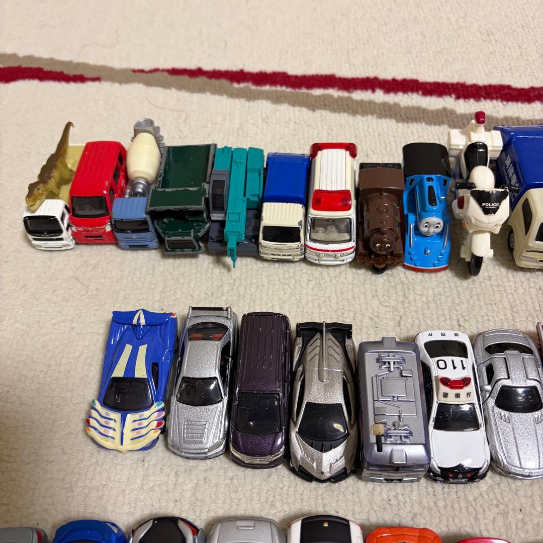 トミカ　72台　まとめ売り