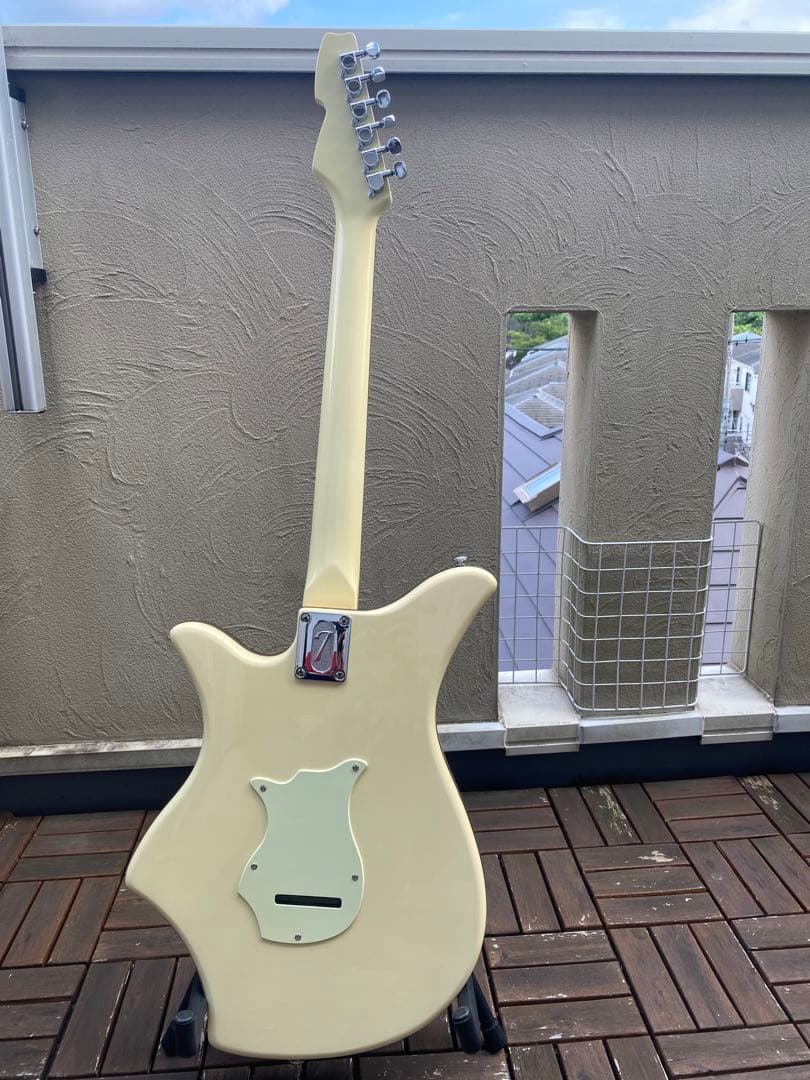 Italia Guitars Monza(ビザールギター)