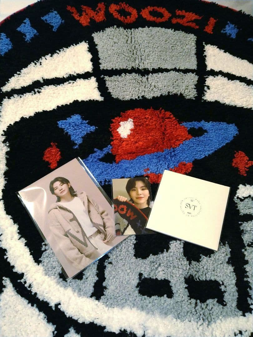by SEVENTEEN　ウジ　アーティストメイド　ラグ　RAG　宇宙工場カード