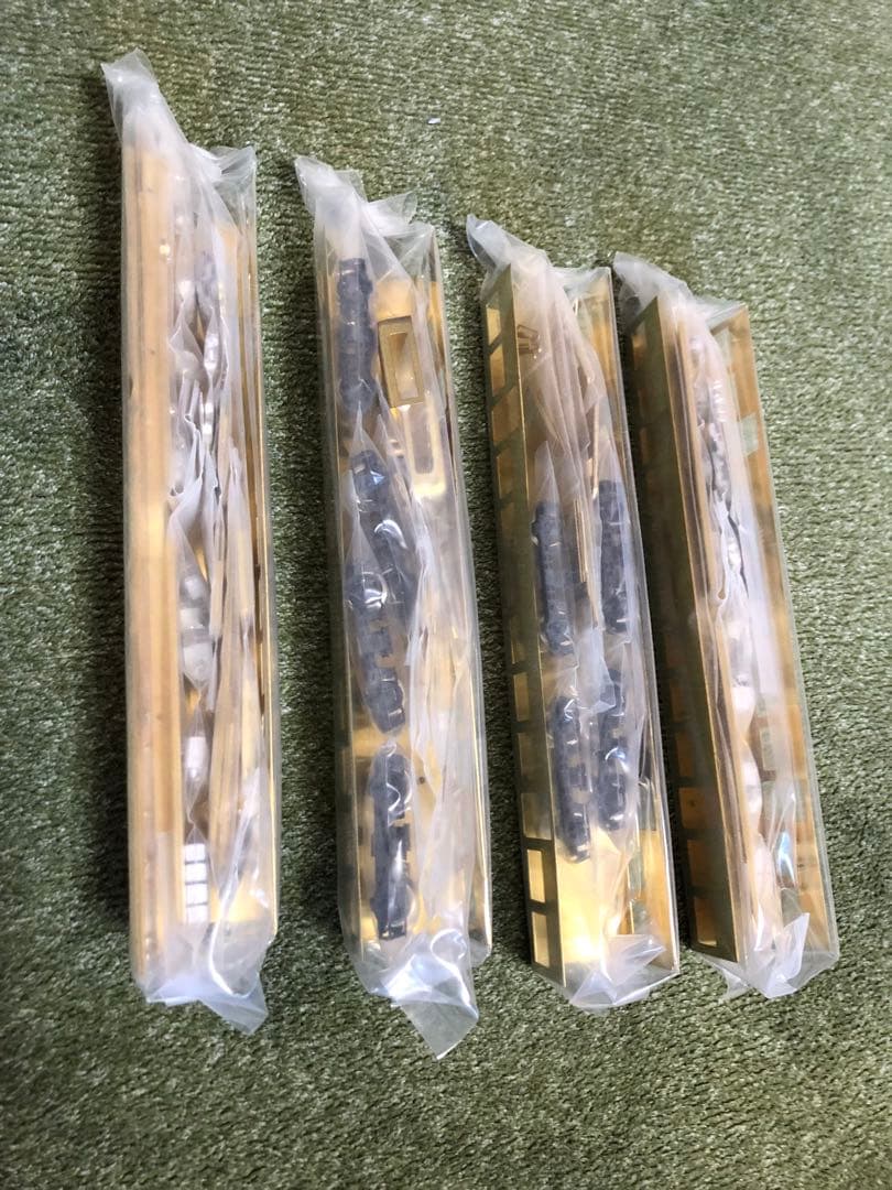 谷川製作所　名鉄3900系車体バラキット4両入りセット台車、床下器具付き