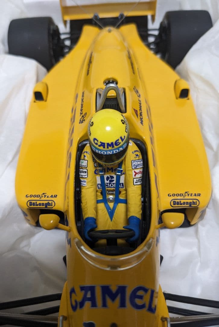 ミニチャンプス Lotus Honda 99T Ayrton Senna