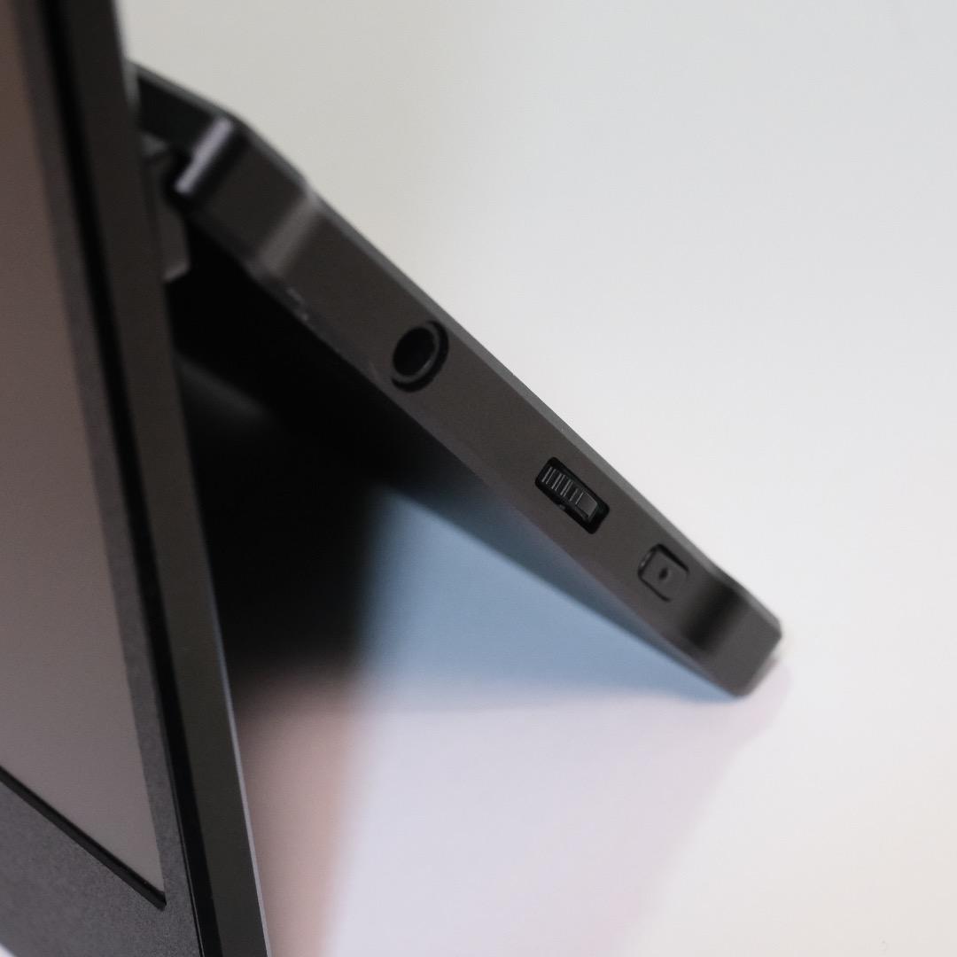 cocopar 有機EL 13.3 モバイルモニター MagSafeリング付