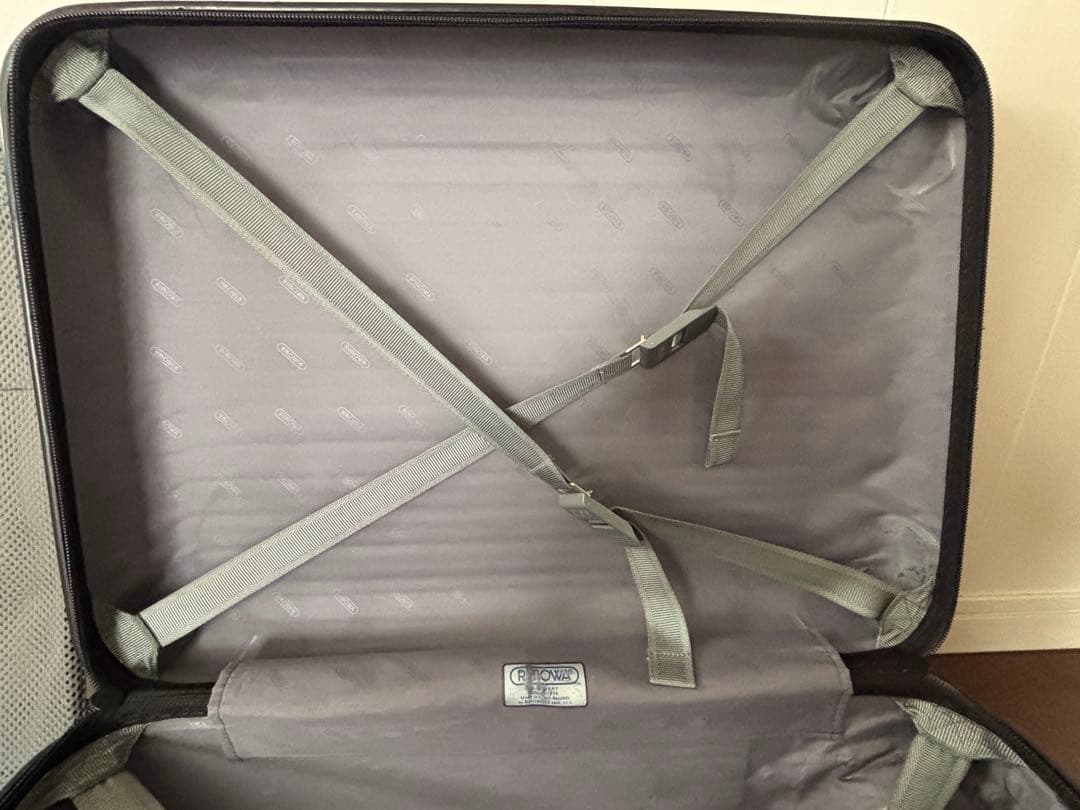 RIMOWA リモワ　ポリカーボネート キャリーケース　32L ジャンク品