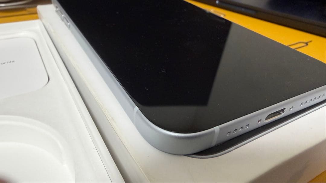 【週末セール】iPhone 15 plus ブルー　超美品　米国版　128GB