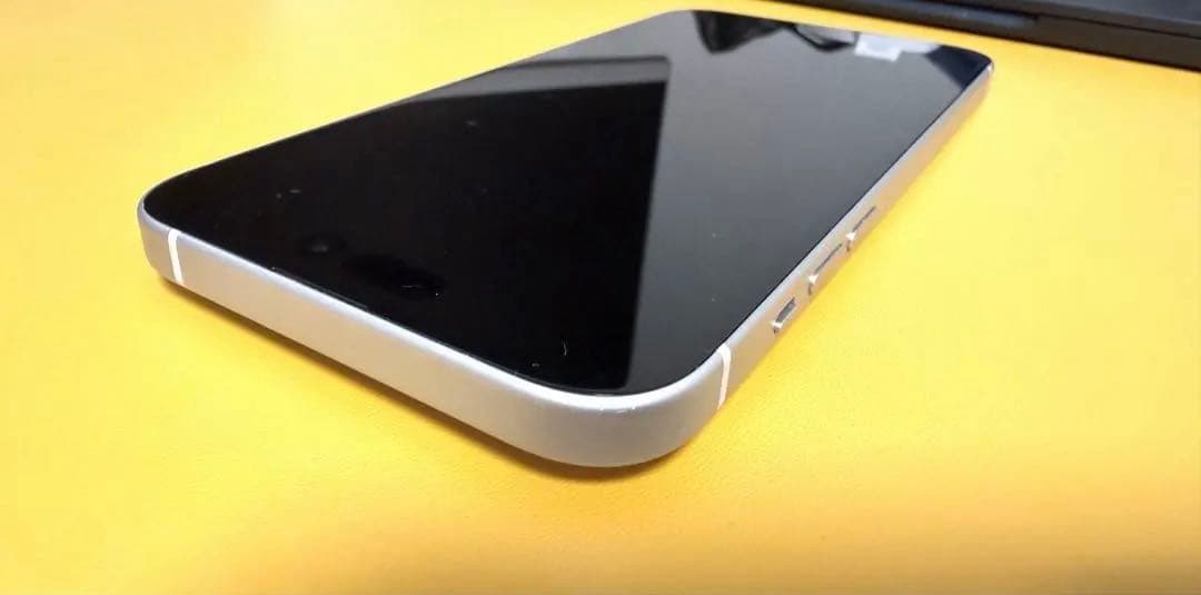 【週末セール】iPhone 15 plus ブルー　超美品　米国版　128GB