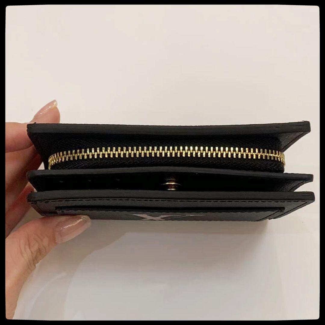 【 箱付き】 二つ折り財布 ブラック