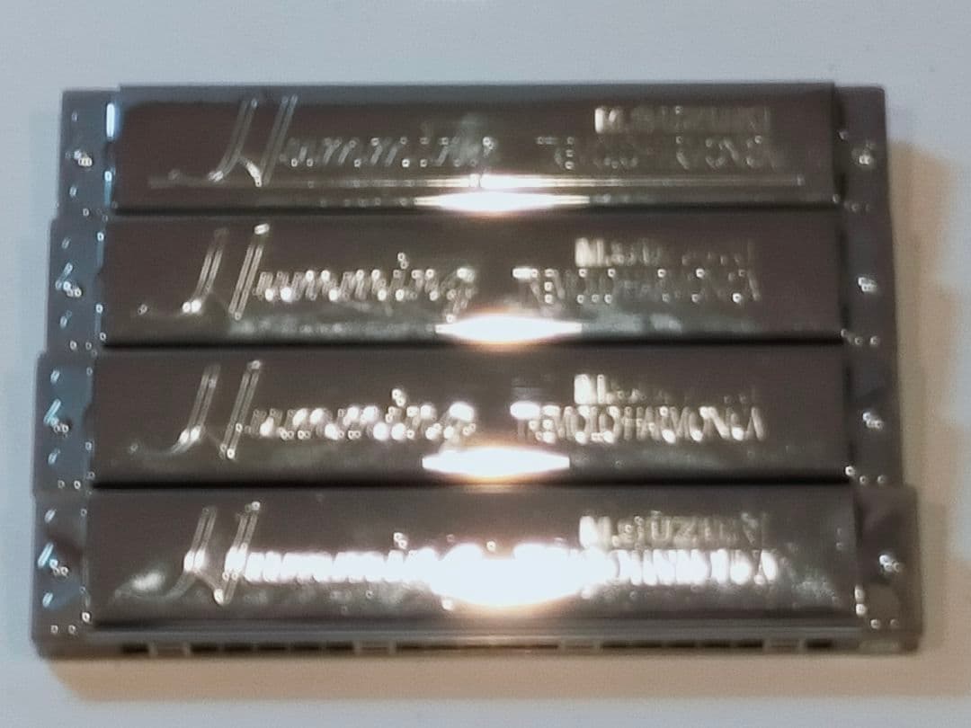 【中古品】SUZUKI 21穴複音ハーモニカ４本 F、F#、Fm、F#m