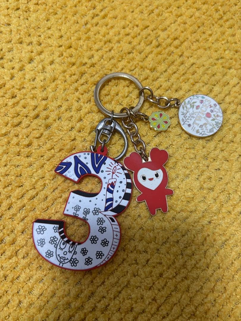 TWICE 痛バッグ　チェヨン