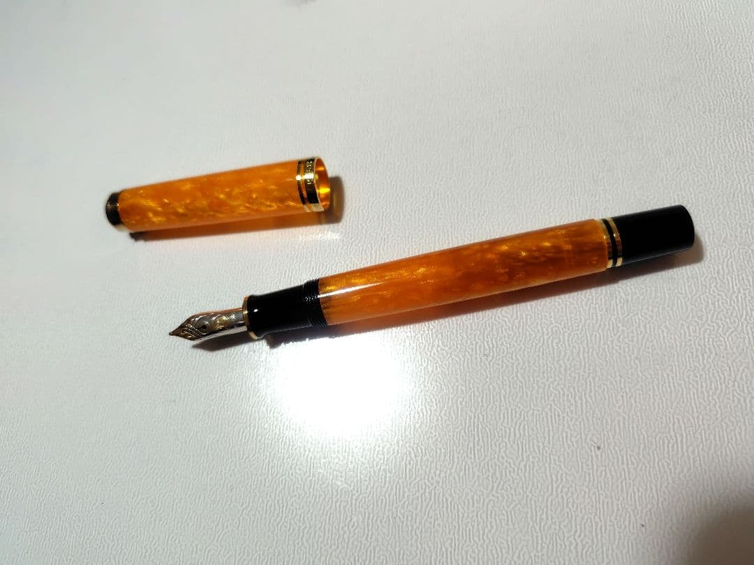 ペリカン 万年筆 F細字 ヴァイブラントオレンジ スーベレーン M600 インク