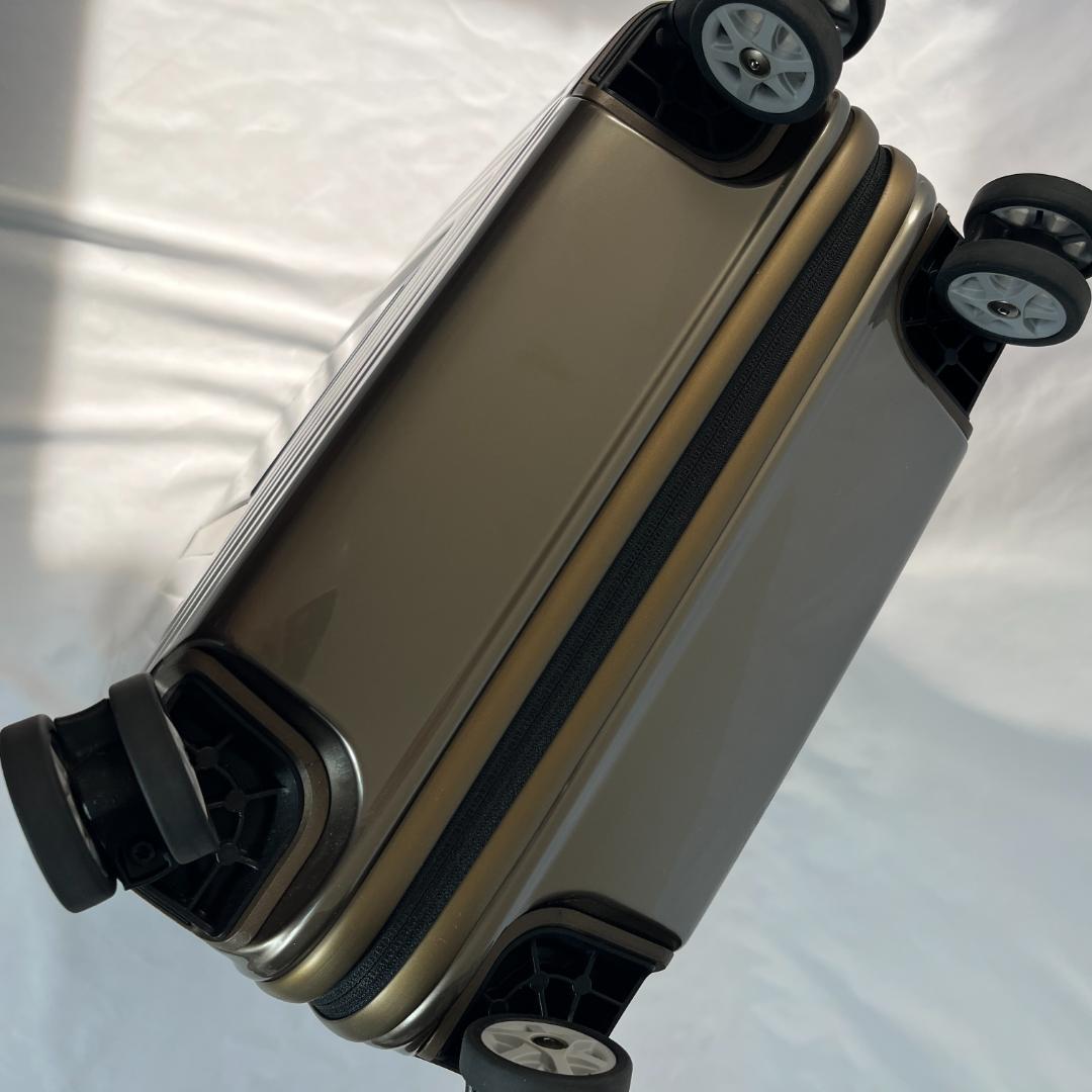 未使用 サムソナイト キャリーケース 機内持ち込み 旅行 シャンパンゴールド