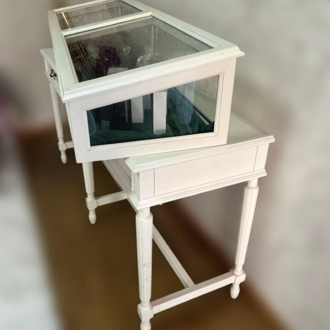 ホワイト 飾り棚 ガラスケース ディスプレイ