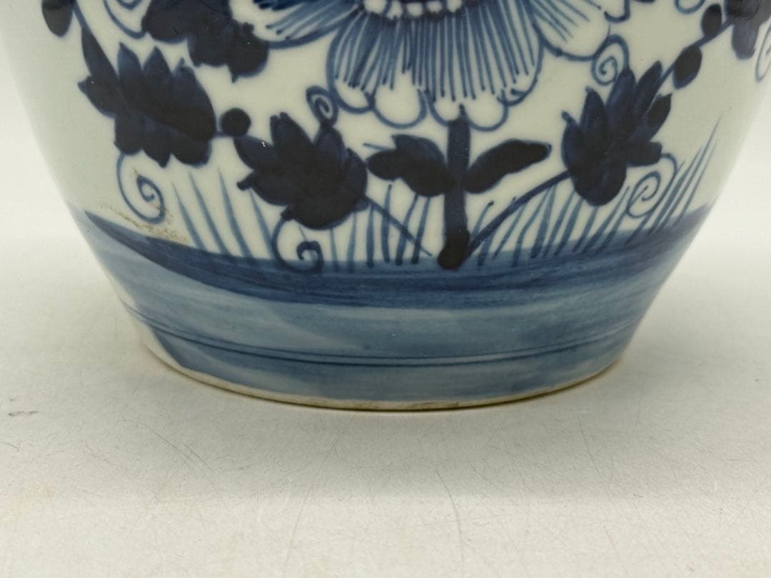 中国　清時代　染付　花卉紋壺　送料込み251020