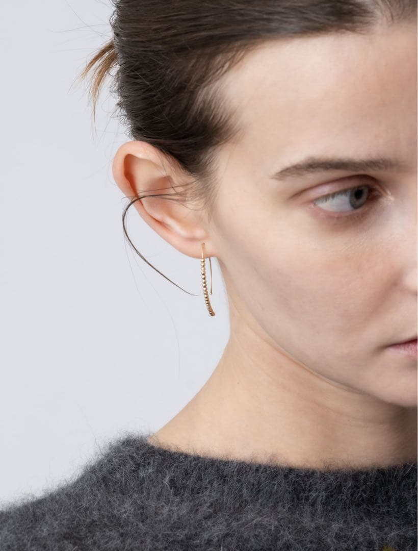 Mizuki バナナフープ ピアス