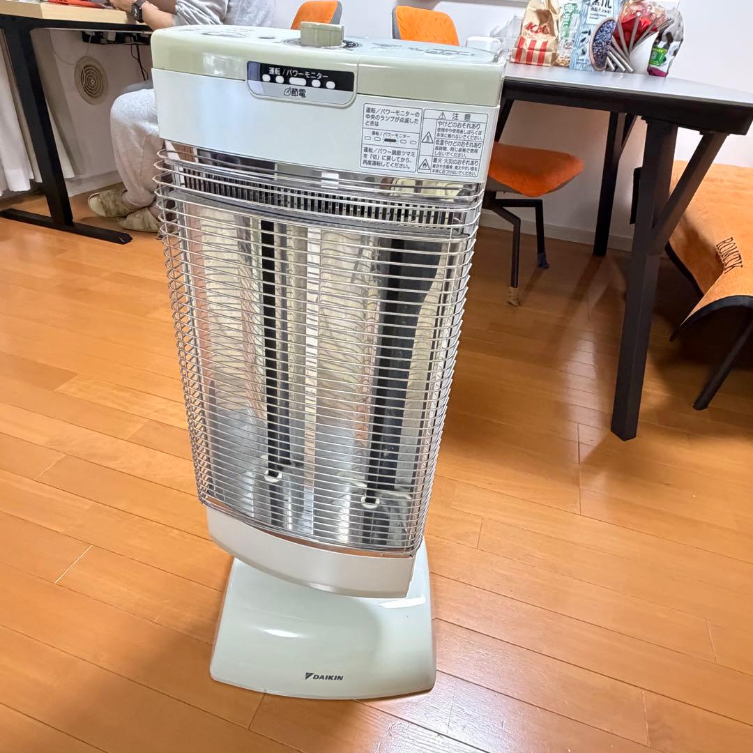 遠赤外線ヒーター ERF111RS 1.1kW