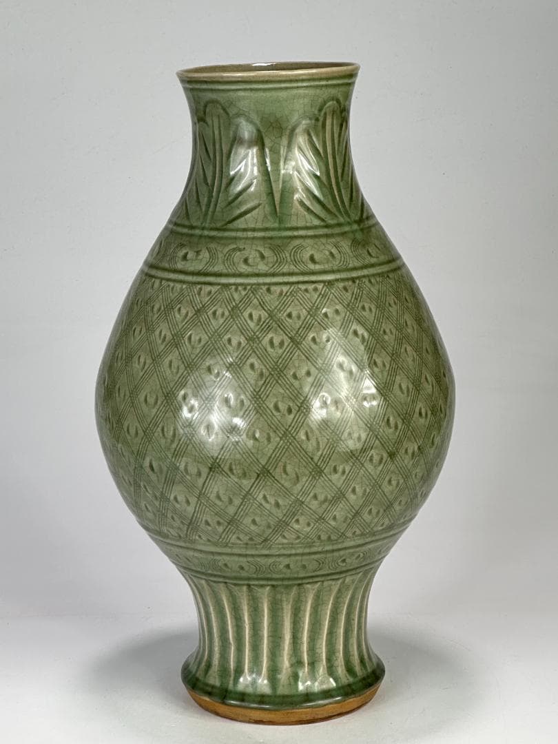 中国美術　龍泉窯　天龍寺　青磁　七官　花瓶　花器　時代　古物　唐物　明時代？