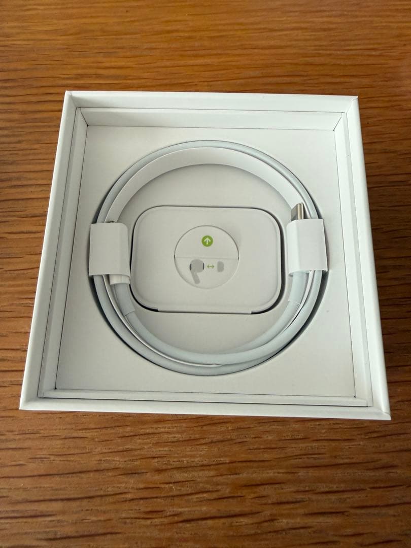 大人気！AirPods Pro (第2世代) 本体　動作確認済み