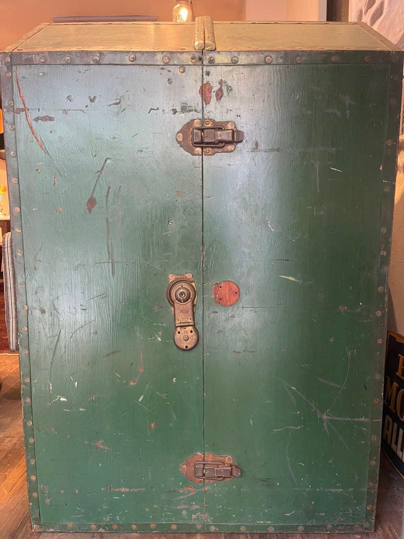 DRUM& BUGLE CORPSアンティーク衣装ケースUSA