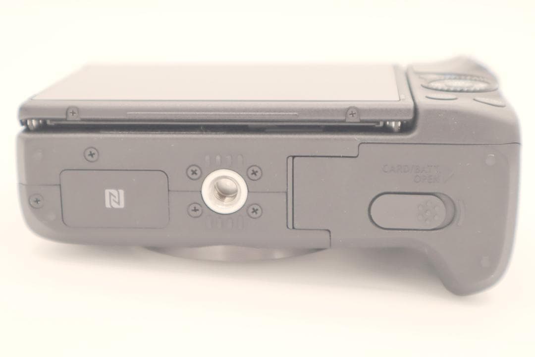 【美品】Canon キヤノン EOS M3 ダブルズームキット ブラック