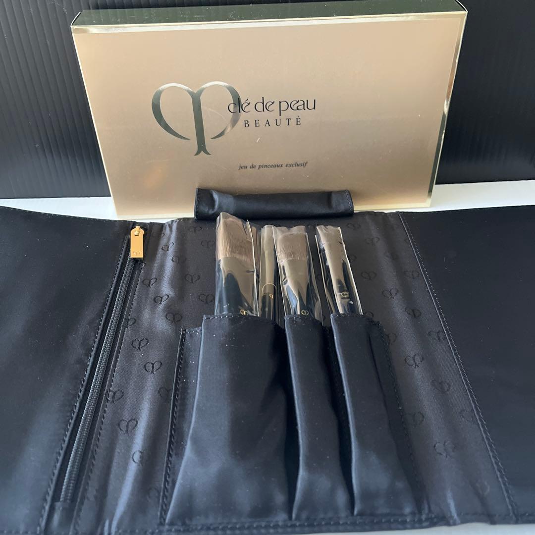 クレドポーボーテジュドパンソーエクスクルージフ　ブラシセット　天然素材　未使用