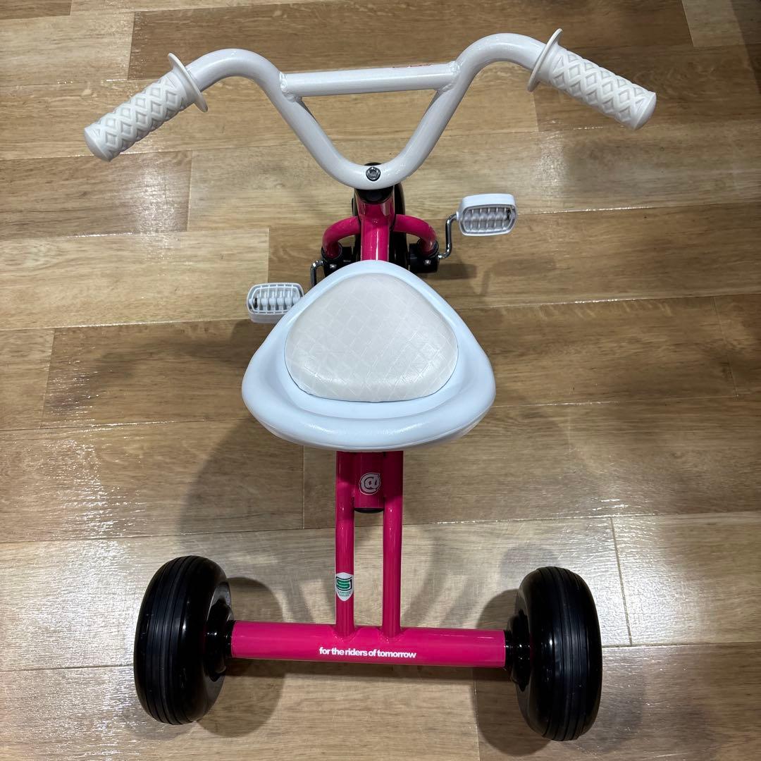 キッズ三輪車　ピンク&ブラック&ホワイト！