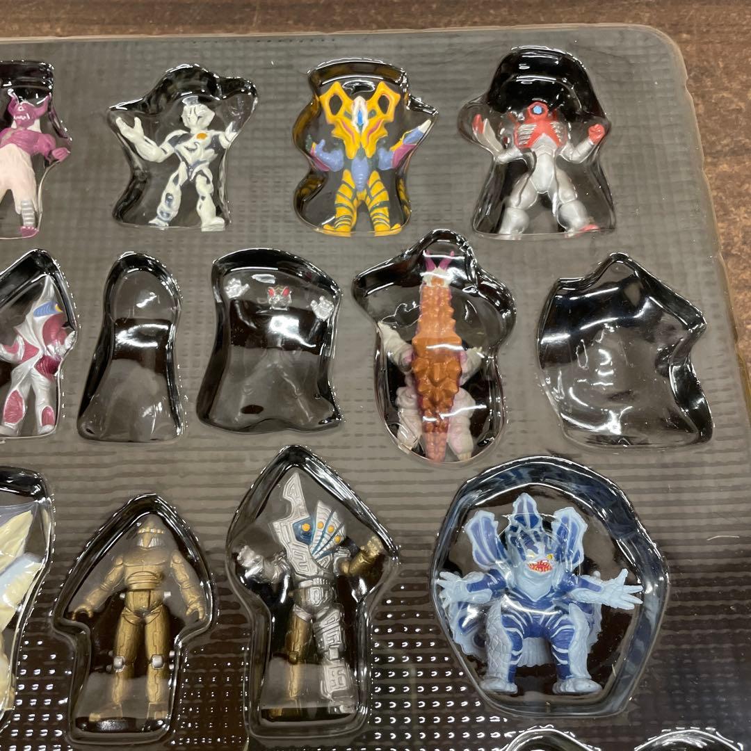 E3 ウルトラマンティガ ティガモンスター 超全集 PART1&2