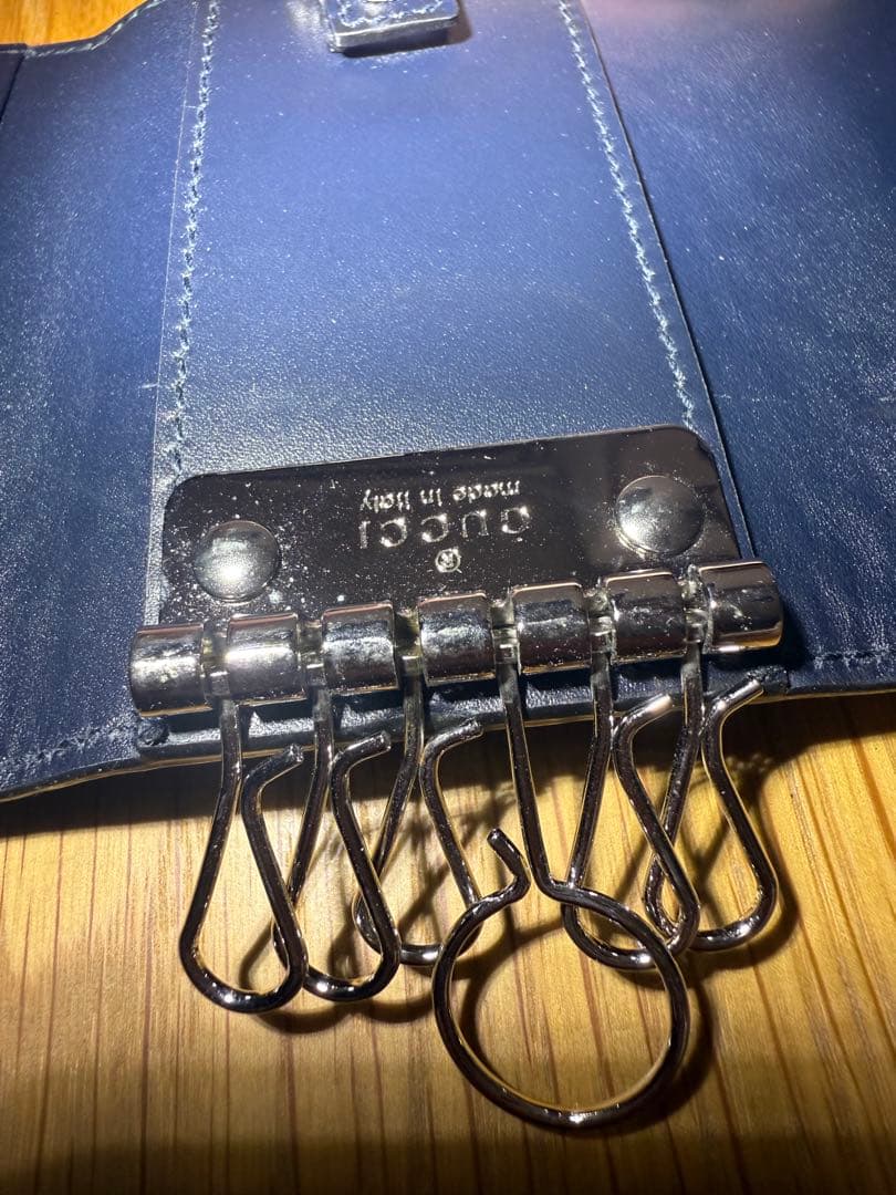 GUCCI レザー キーケース