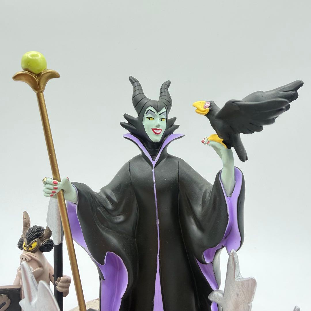 希少★ディズニー ヴィランズ マレフィセント ジオラマフィギュア フィギュリン