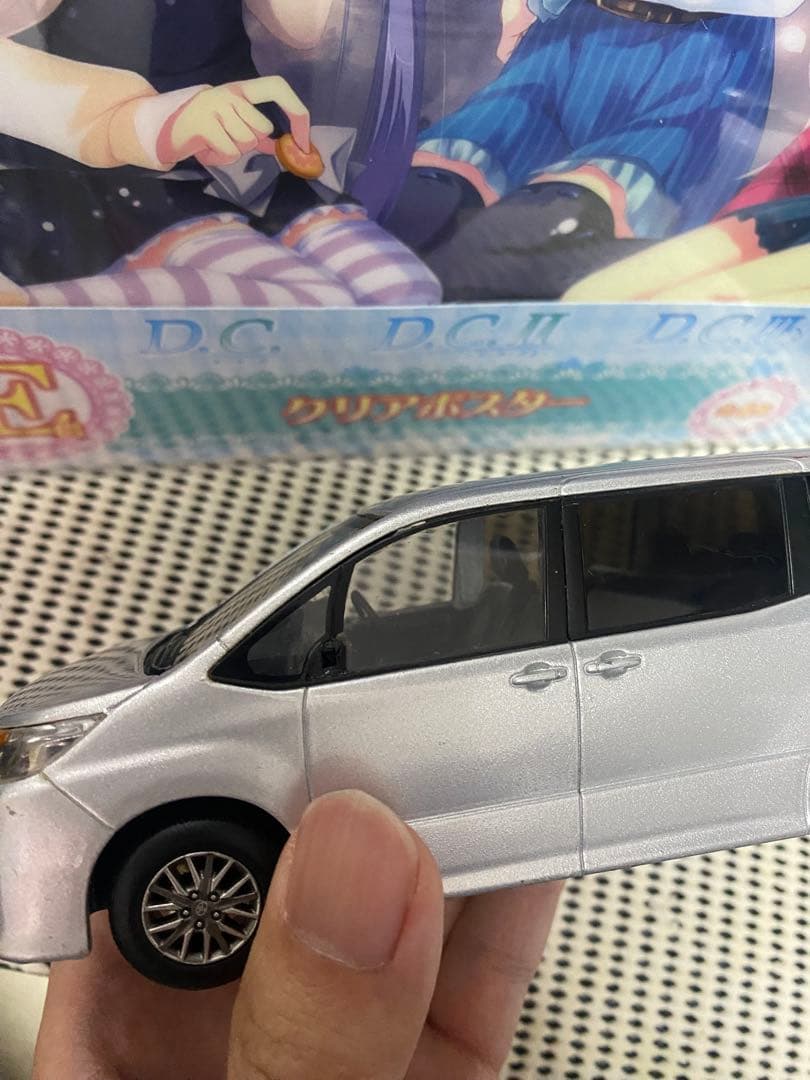 コ*う様 トヨタNOAH si 80系カラーサンプルミニカー