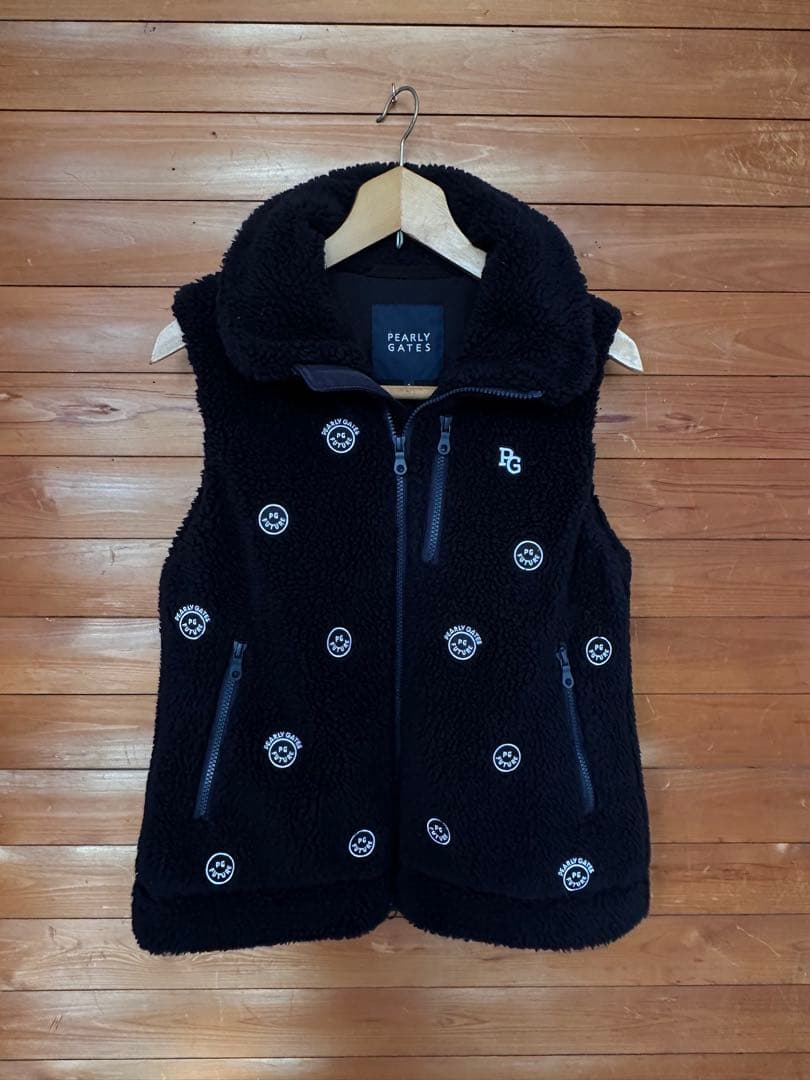 パーリーゲイツ ボアベスト にこちゃん　裏付き