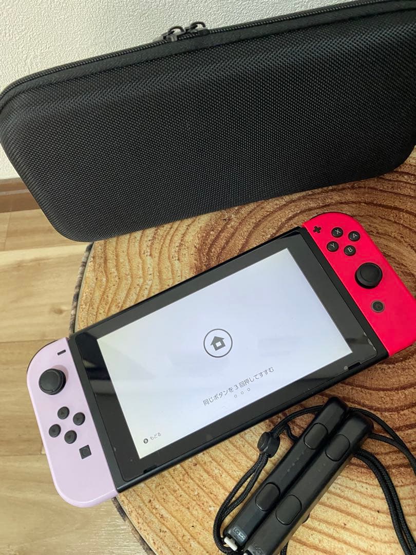 Nintendo Switch ニンテンドースイッチ本体　PNK/RED箱無し