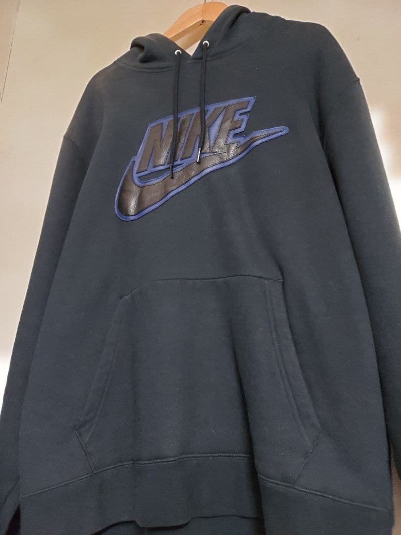 Supreme × NIKE ブラック パーカー 刺繡ロゴ シュプリーム ナイキ