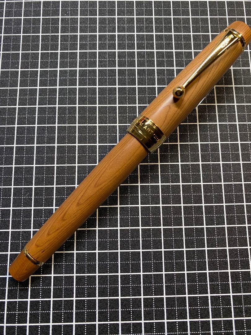 PILOT CUSTOM 一位の木　万年筆　字幅F