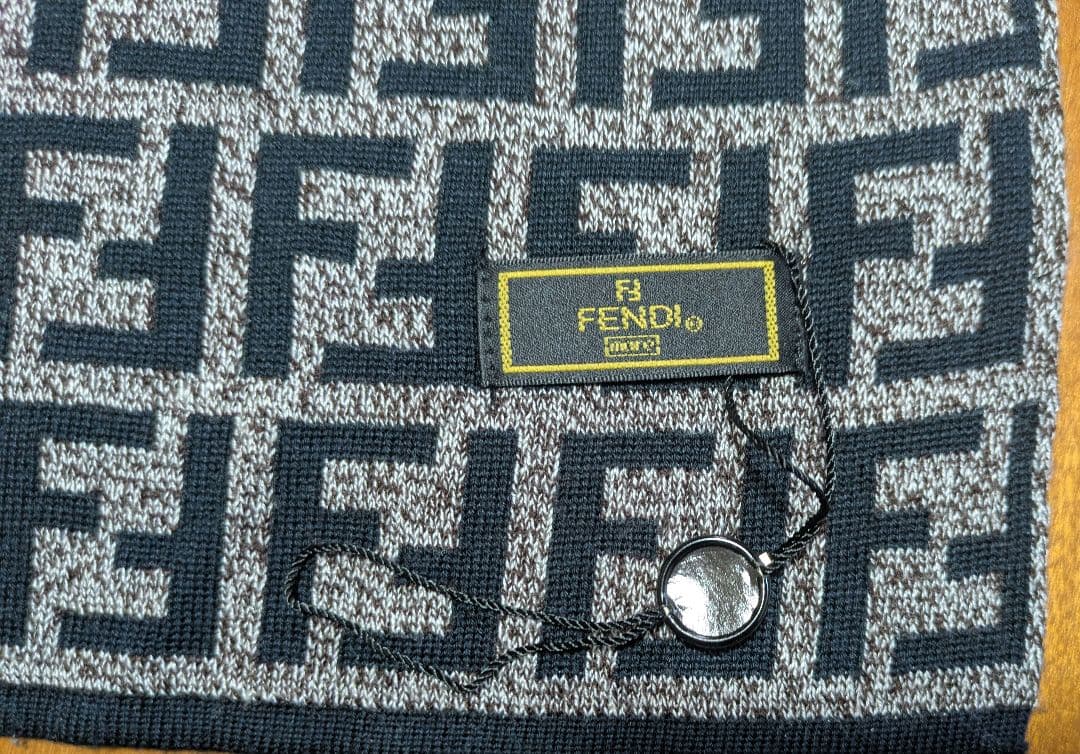 Fendi FFロゴマフラー