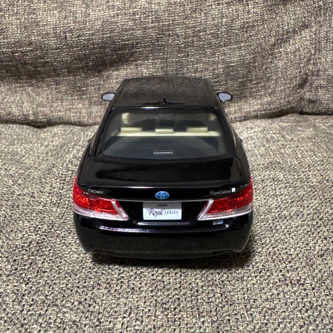 1/30 トヨタ クラウン ロイヤルサルーン カラーサンプル 非売品