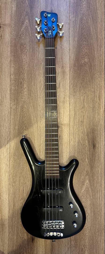 Warwick Corvette Bass 5弦 ブラック