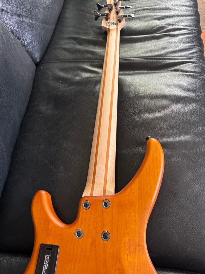 Yamaha エレキベース TRBX605