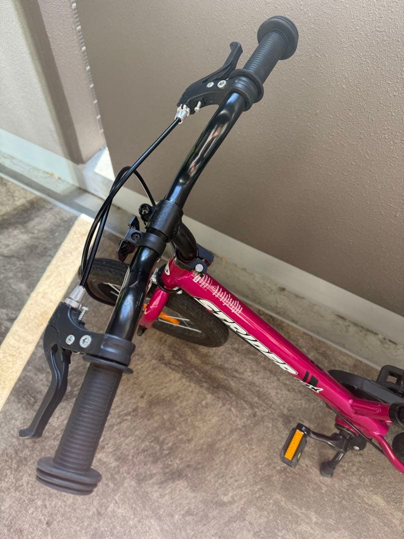 STRIDER 14x ピンク ストライダー　ペダル　スタンド付き　子供用自転車