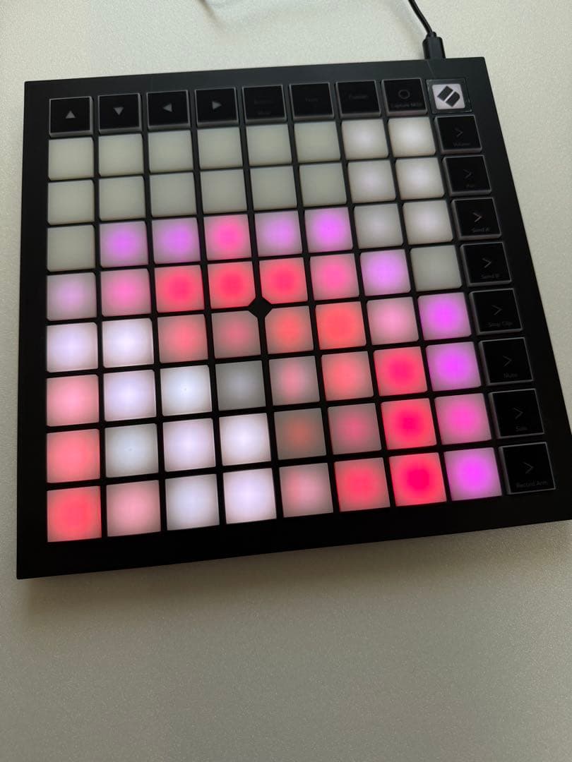 【ほぼ未使用】Novation Launchpad X MIDIコントローラー