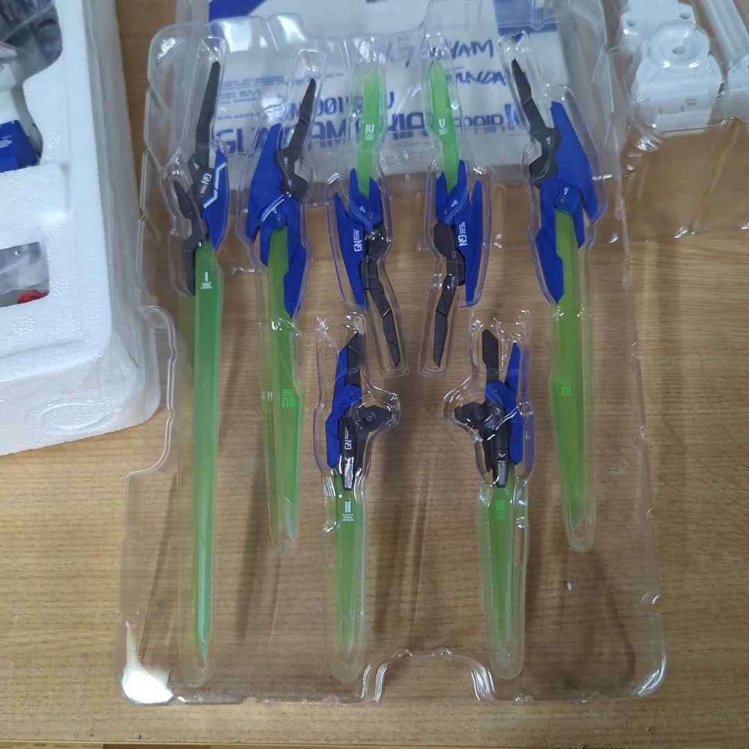 LBUILD　ガンダムエクシアリペアIV　ダブルオークアンタ+おまけ