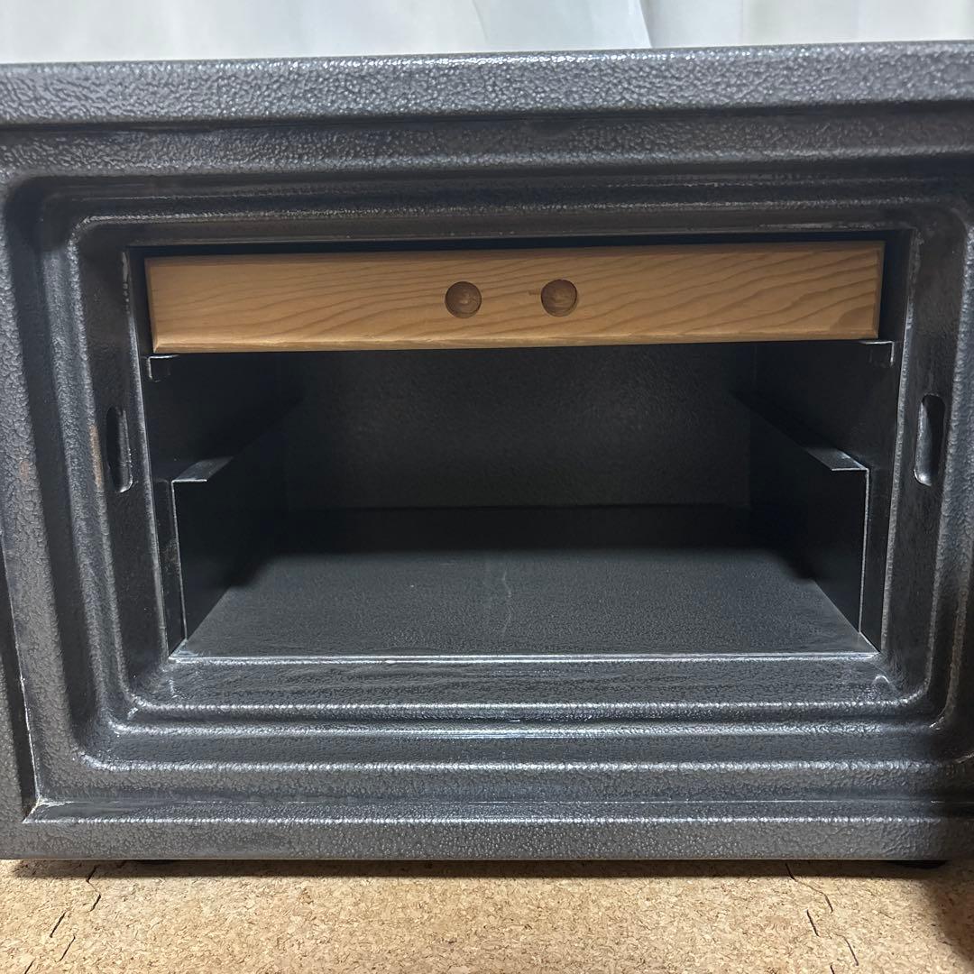 Diamond Safe ダイヤセーフ ダイヤル式 耐火金庫 トレー付