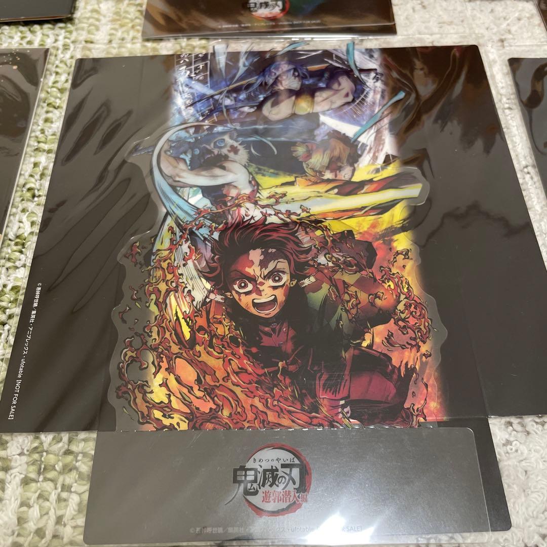 鬼滅の刃　キービジュアルクリアスタンド9種　　　入場特典　鬼滅シアター