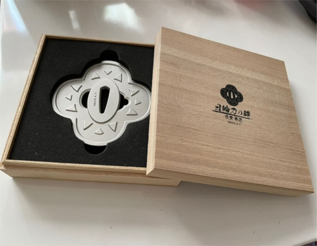 セール中！【受注生産限定品】レア！鬼滅の刃 我妻善逸 日輪刀の鍔