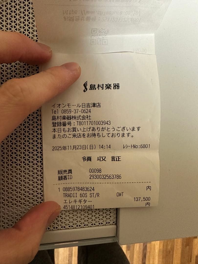 Fender traditional 60s Stratocasterファンダー