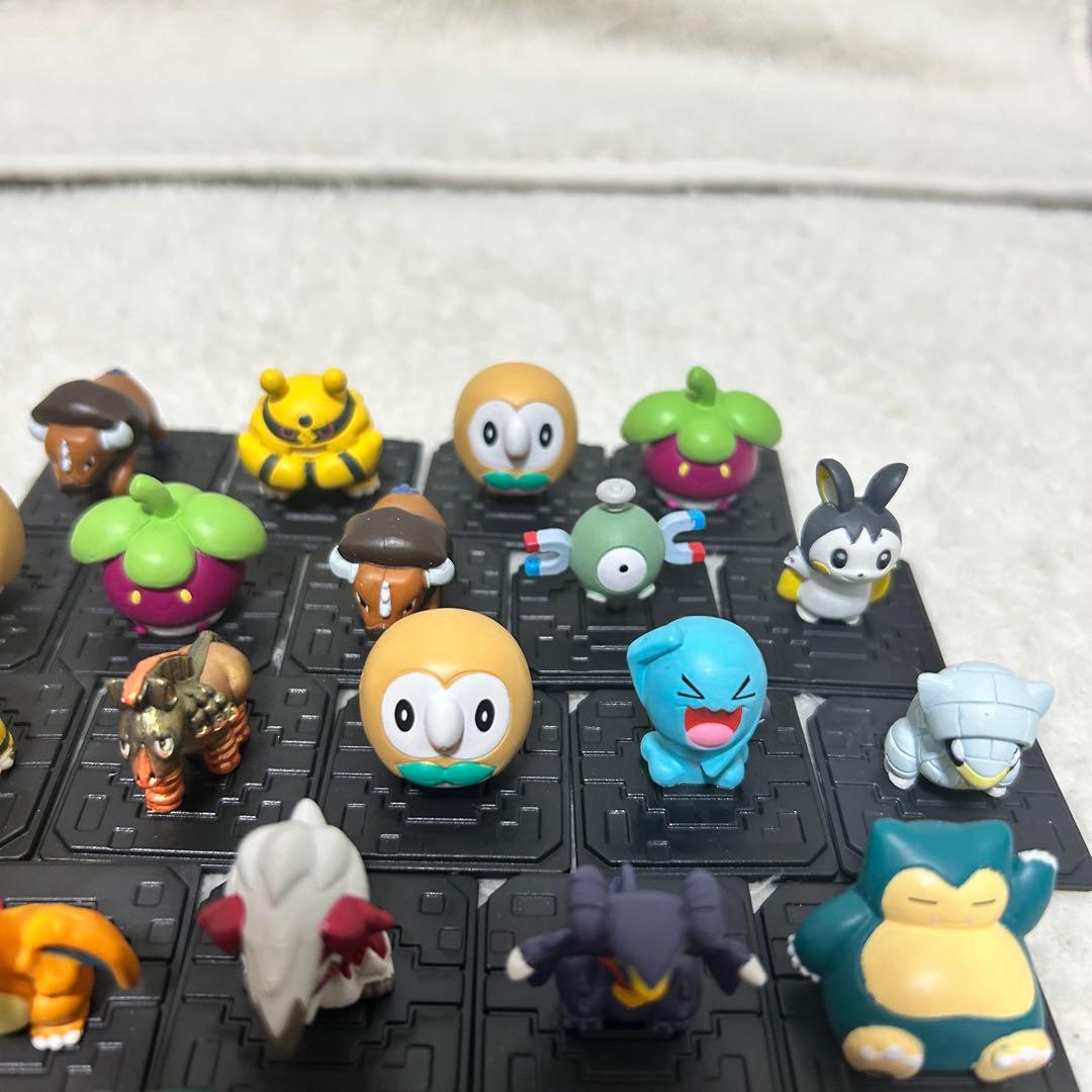 ポケモン モンコレGET 28体セット ピカチュウ カビゴン ガブリアス レア