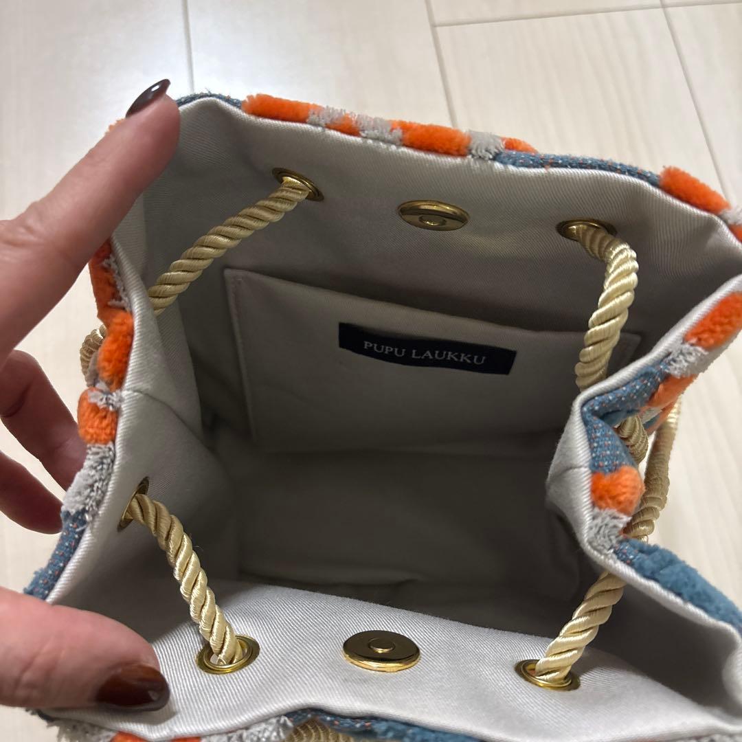PUPU LAUKKU 金華山巾着　水色とオレンジのマグノリア　花柄巾着バック